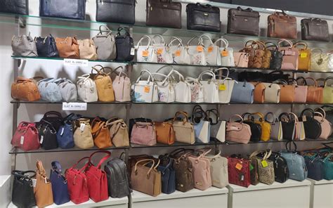 handbag shop|handbag shops near me online.